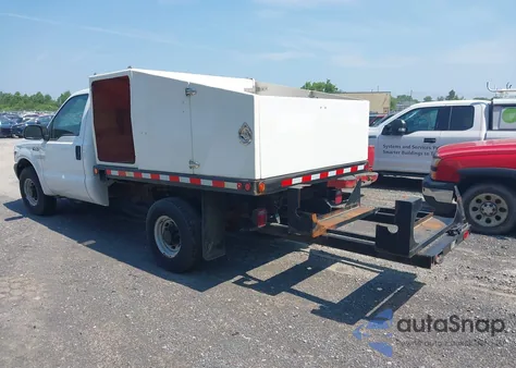 2001 Ford F-250 Xl/Xlt z USA, uszkodzony, nr VIN 1FTNF20L31EB69492